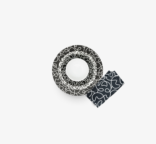 Black & White Squiggly Hostess Set - 20 Piece Setting