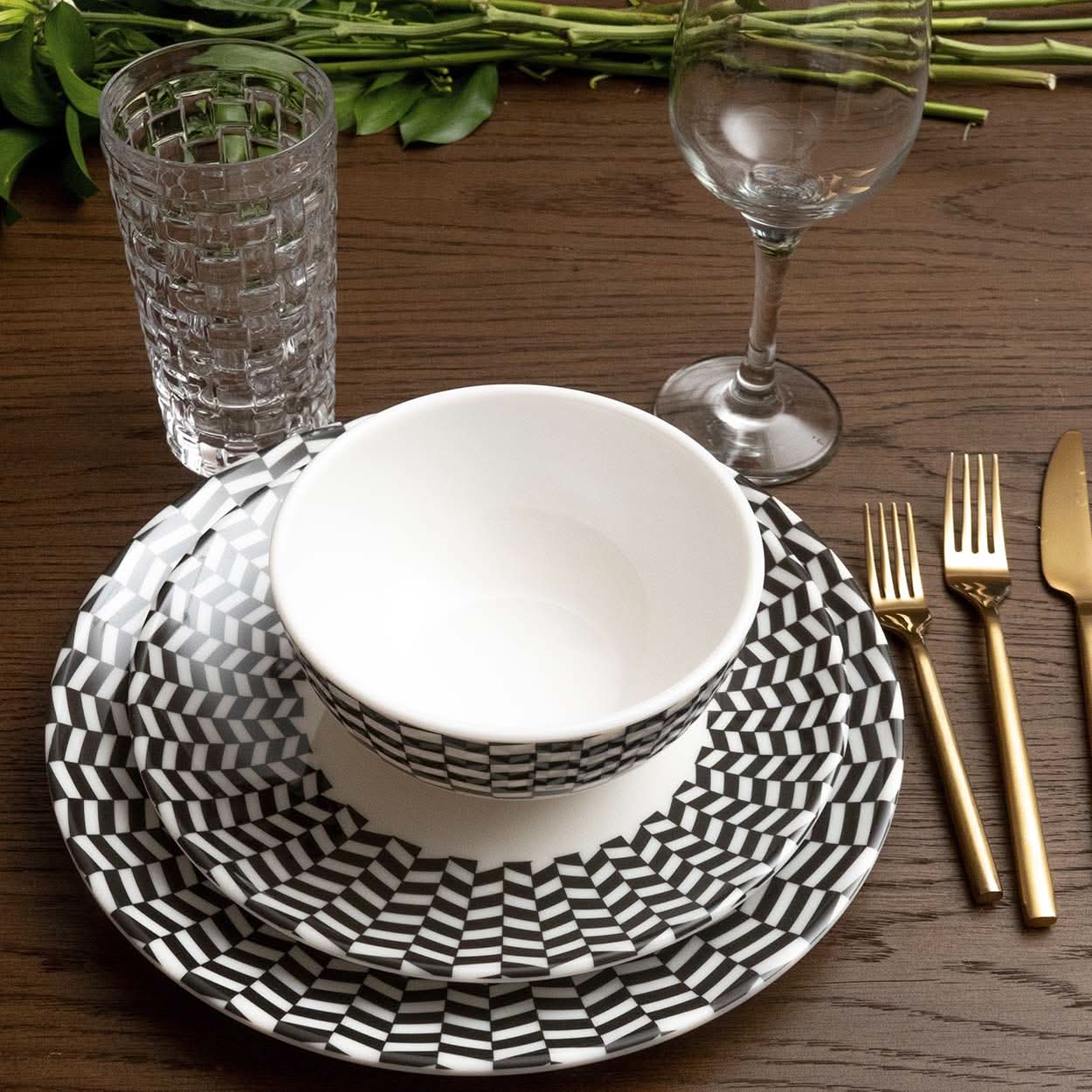 Black & White Chevron Starter Set - 12 Piece Setting