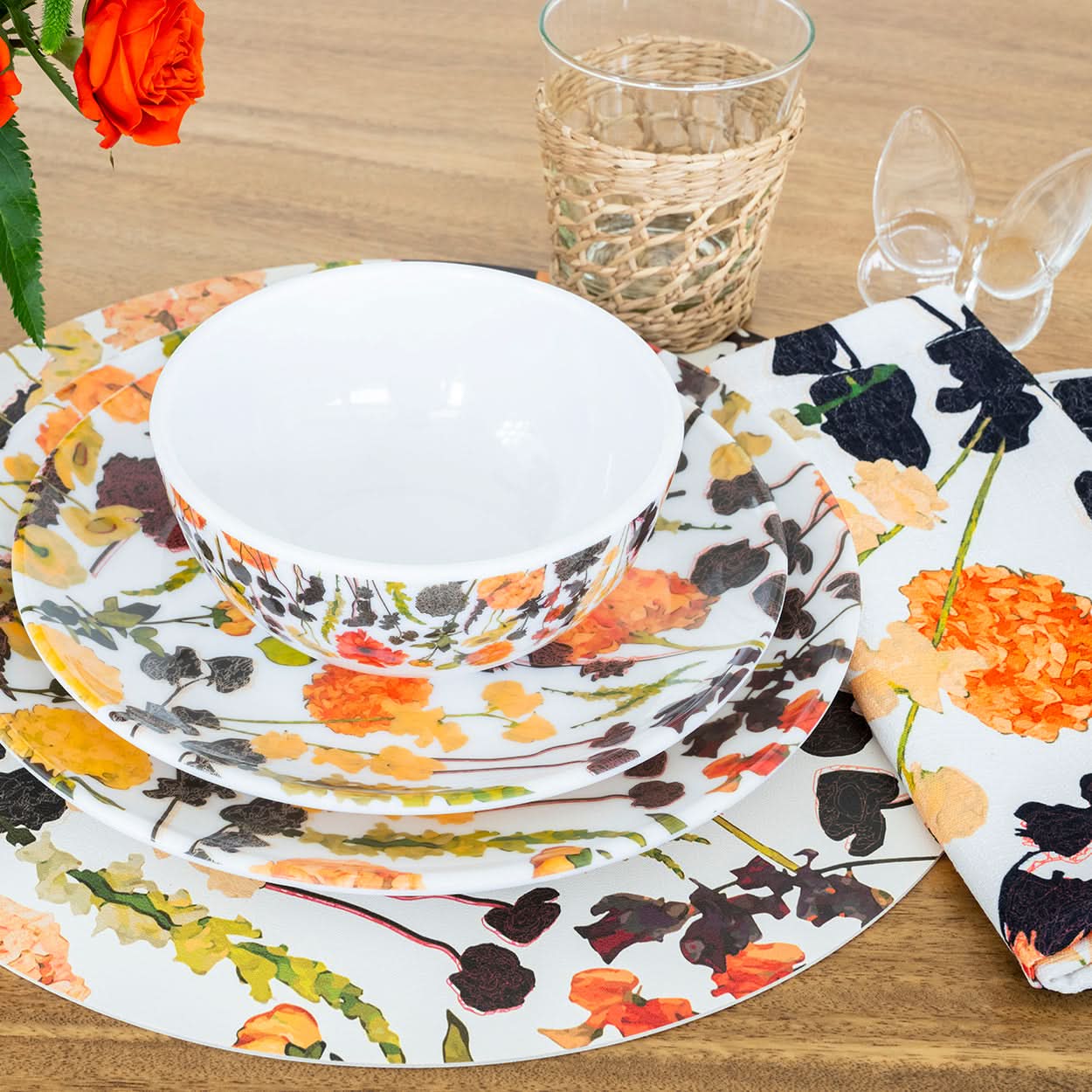 Auburn Bouquet Hostess Set - 20 Piece Setting