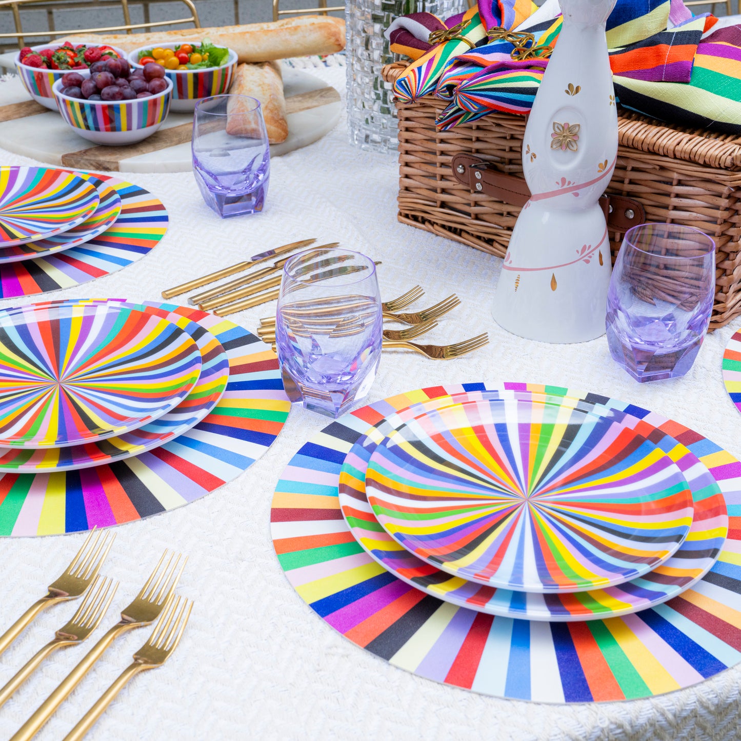 Multicolored Starburst Hostess Set - 20 Piece Setting
