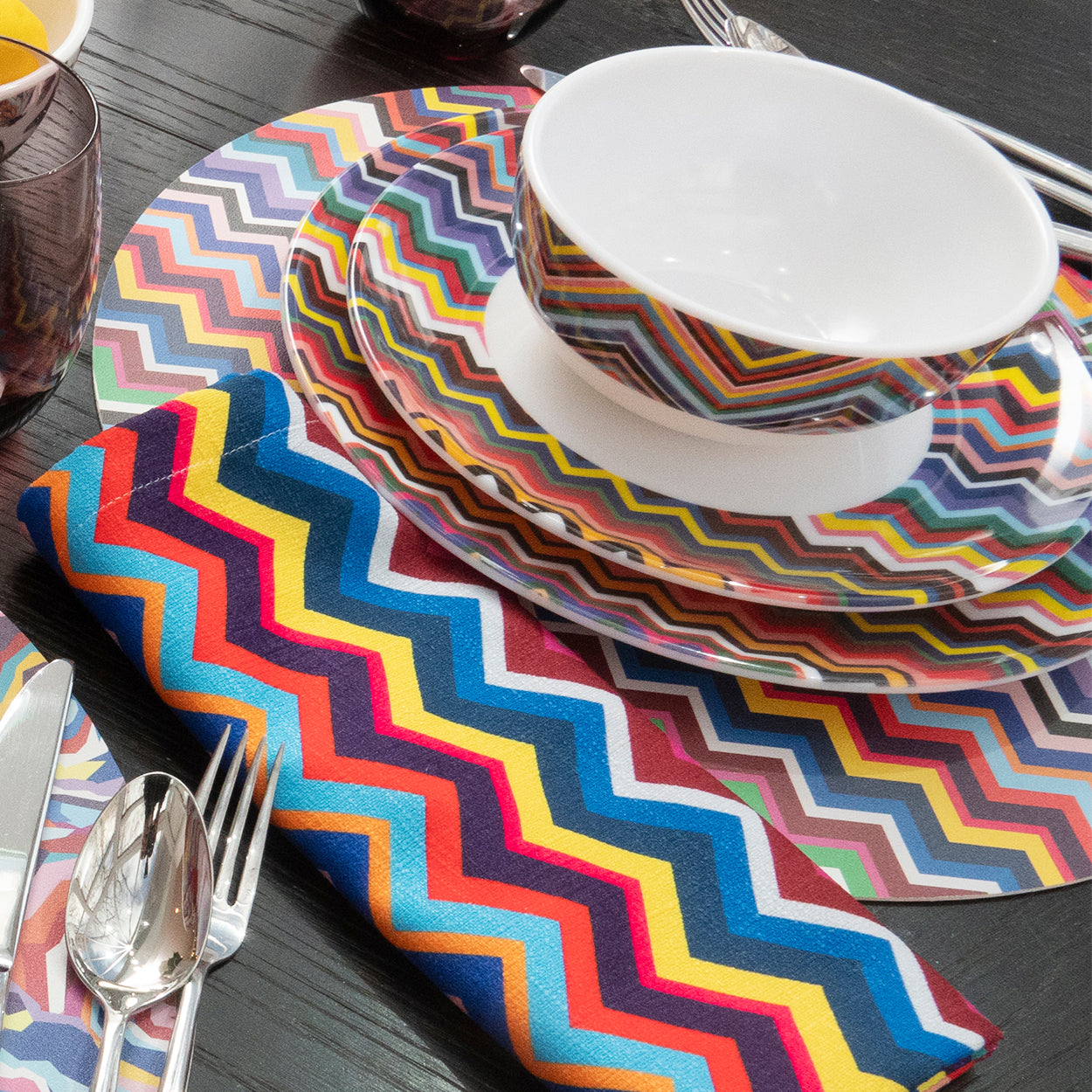 Multicolored Zigzag Hostess Set - 20 Piece Setting