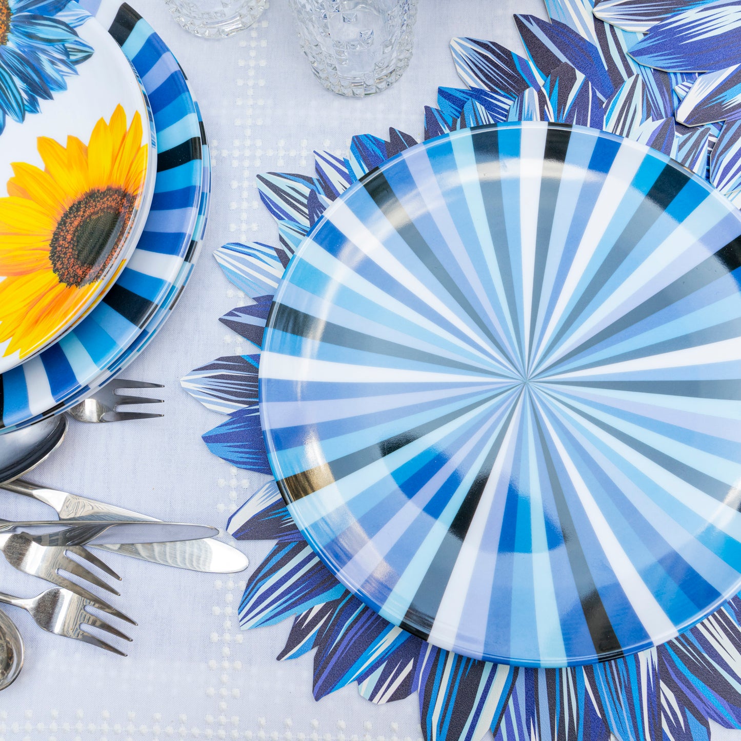 Blue-Ming Set 16 Piece Setting