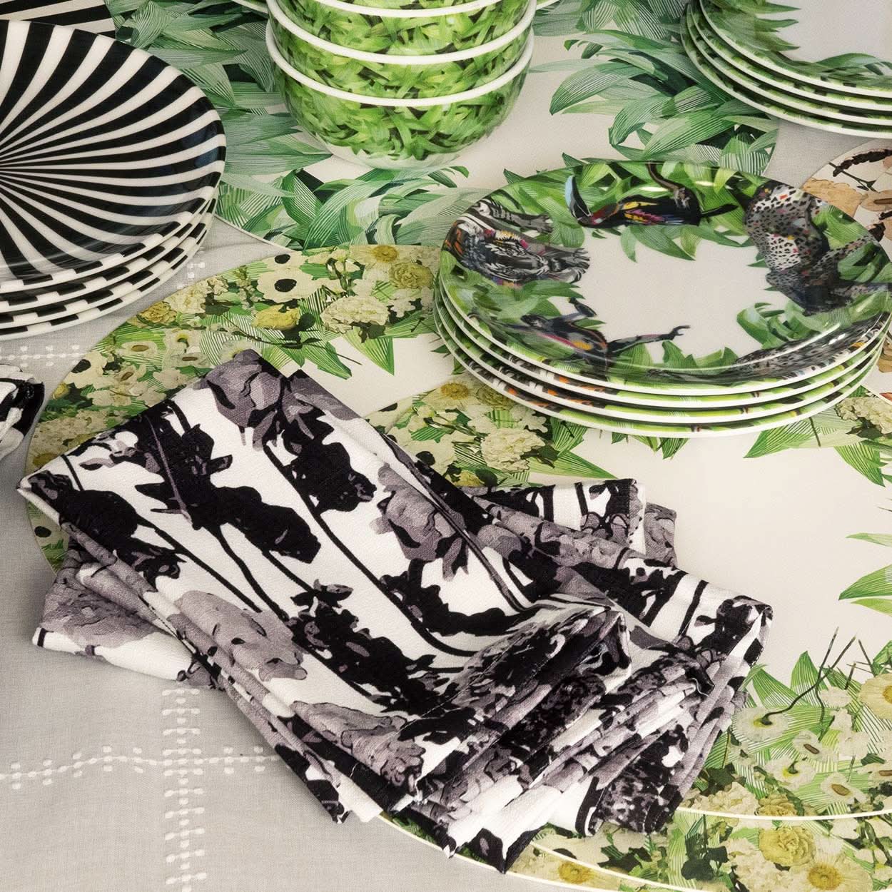 Grayscale Floral Garden Faux Linen Napkin Set of 4