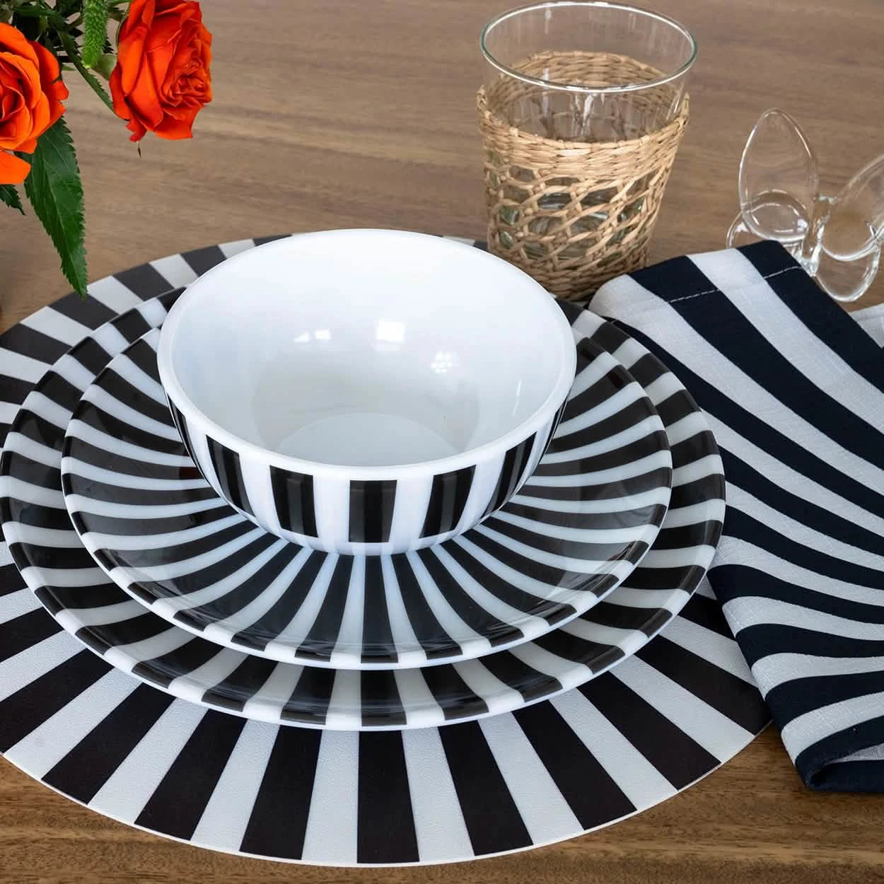 Black & White Starburst Salad Plate Set of 4